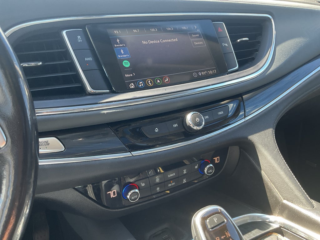 2021 Buick Enclave Essence