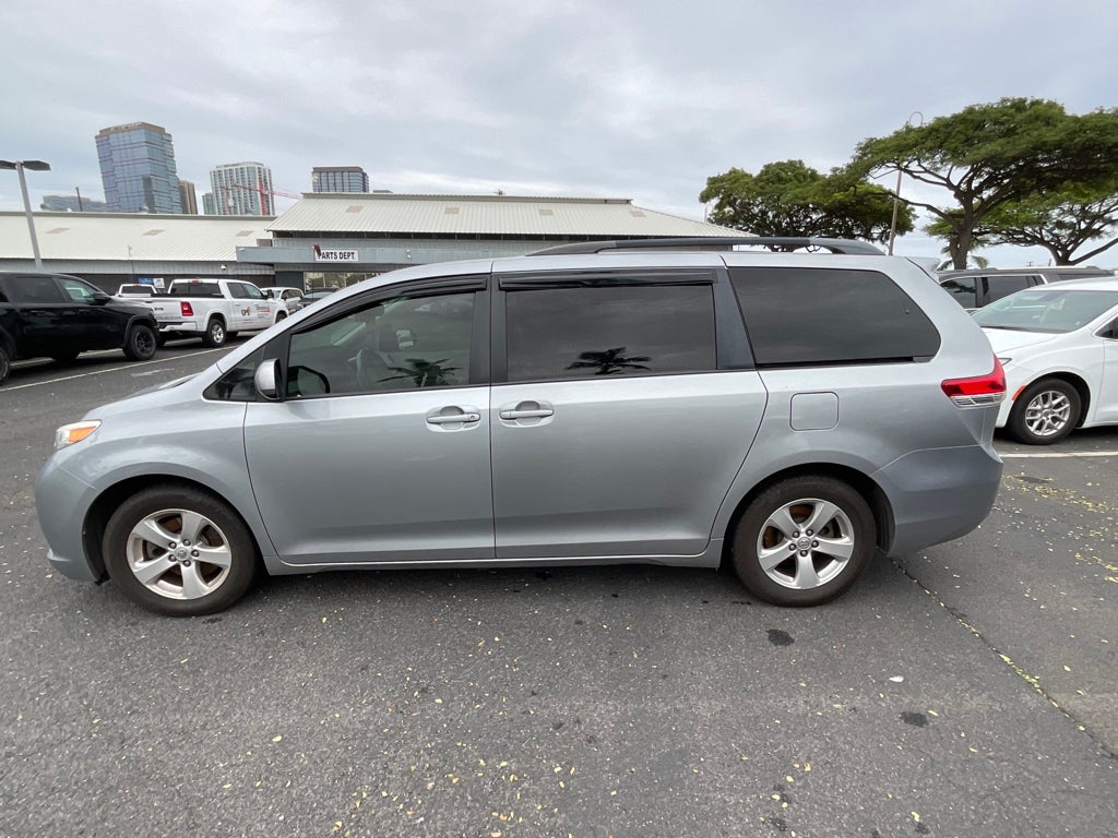2014 Toyota Sienna Base