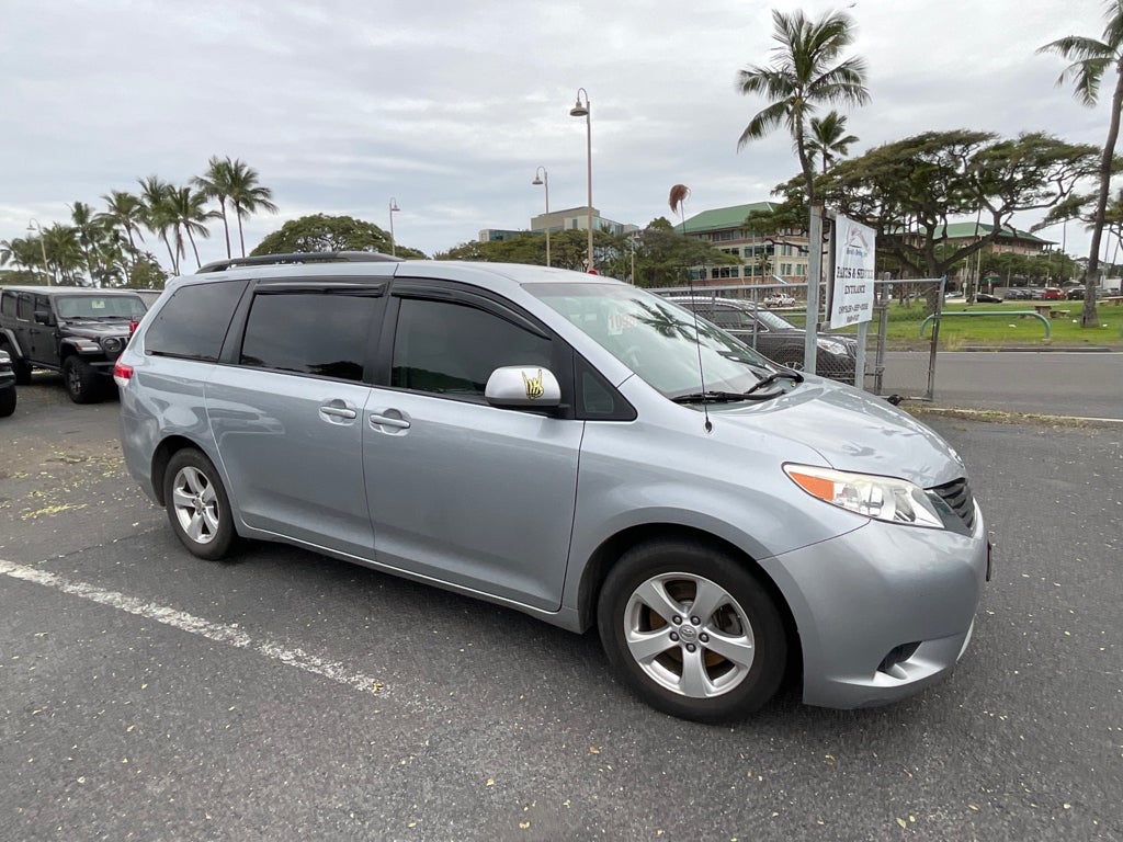 2014 Toyota Sienna Base