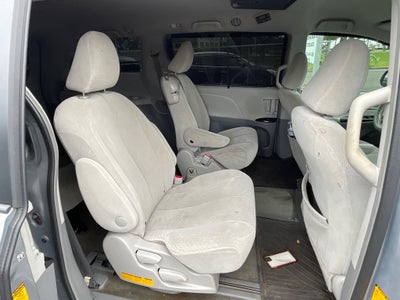 2014 Toyota Sienna Base