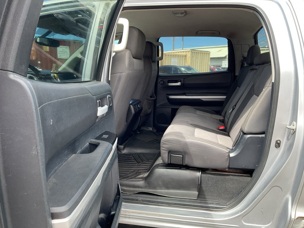 2015 Toyota Tundra SR5 5.7L V8