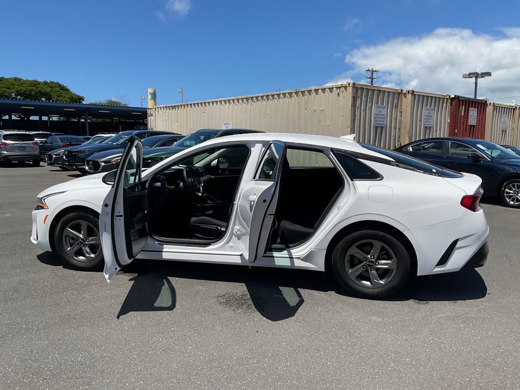 2023 Kia K5 LXS