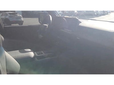 2025 Toyota Land Cruiser 4WD (Natl)