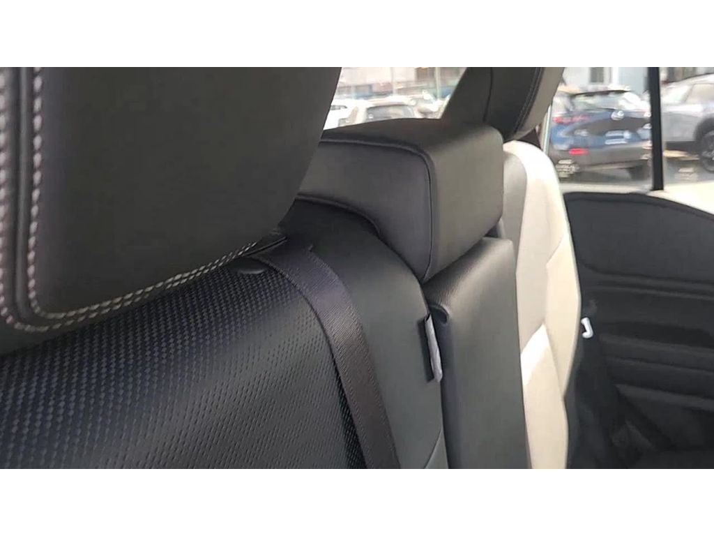 2025 Toyota Land Cruiser 4WD (Natl)