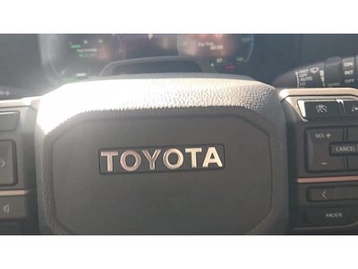 2025 Toyota Land Cruiser 4WD (Natl)