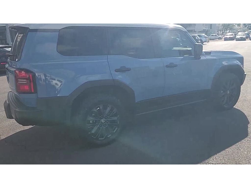 2025 Toyota Land Cruiser 4WD (Natl)