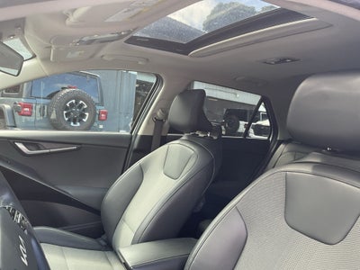 2023 Kia Niro EX Touring