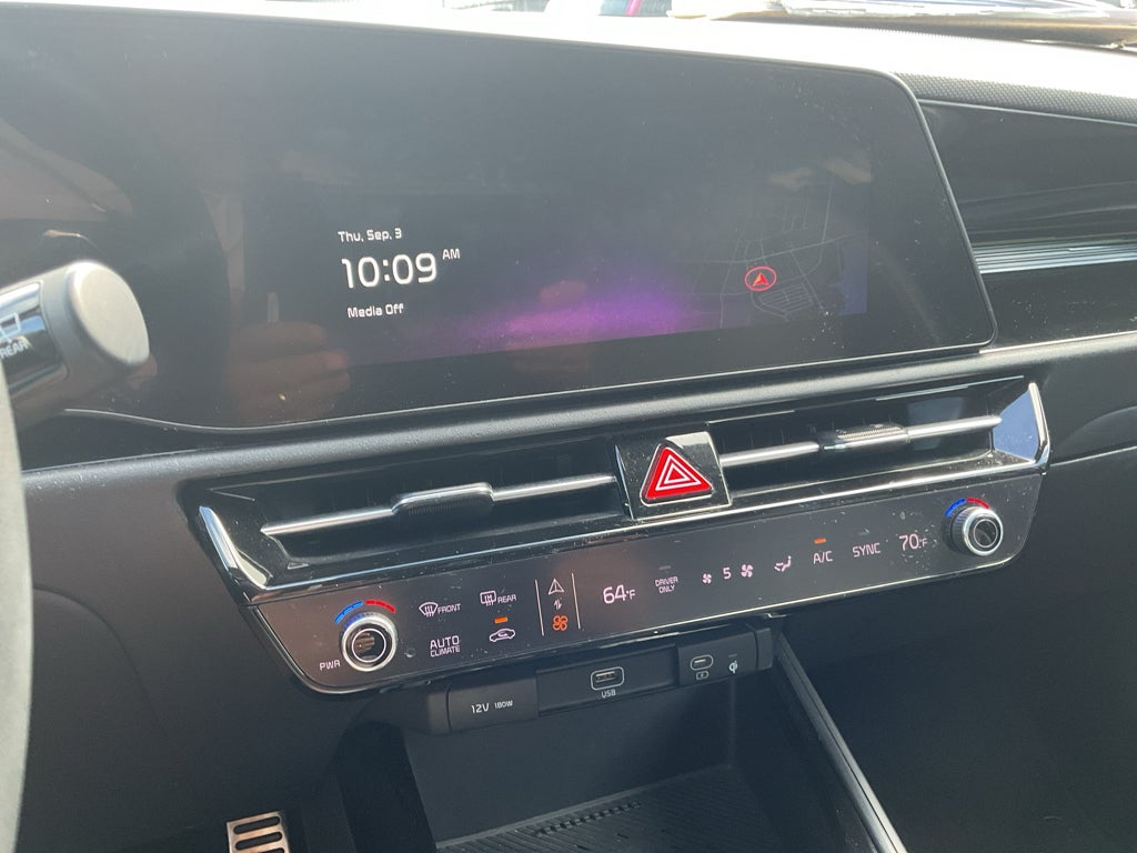 2023 Kia Niro EX Touring