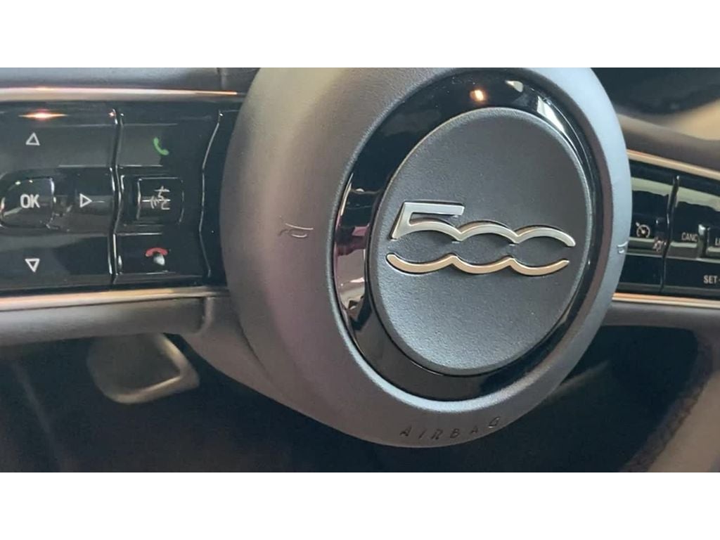 2025 FIAT FIAT 500e GIORGIO ARMANI Collector's Edition