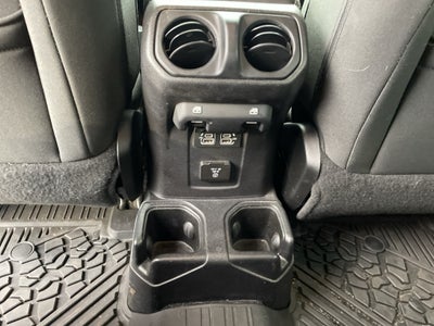 2019 Jeep Wrangler Unlimited Sahara 4x4