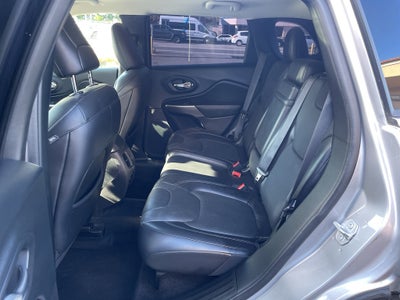 2019 Jeep Cherokee Limited FWD