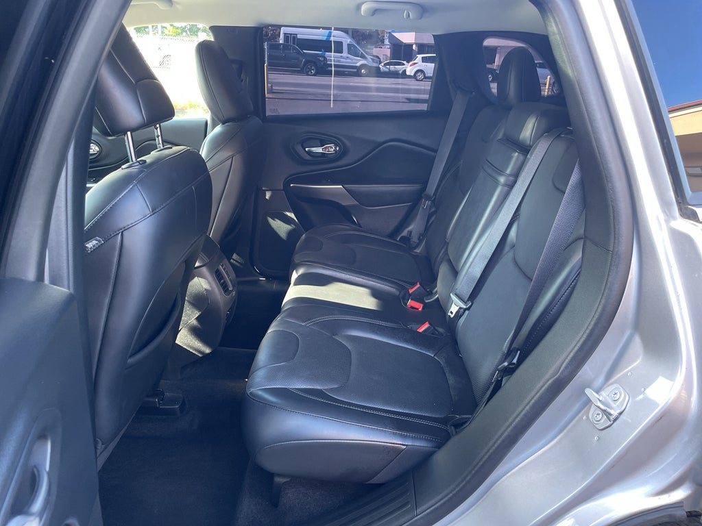 2019 Jeep Cherokee Limited FWD