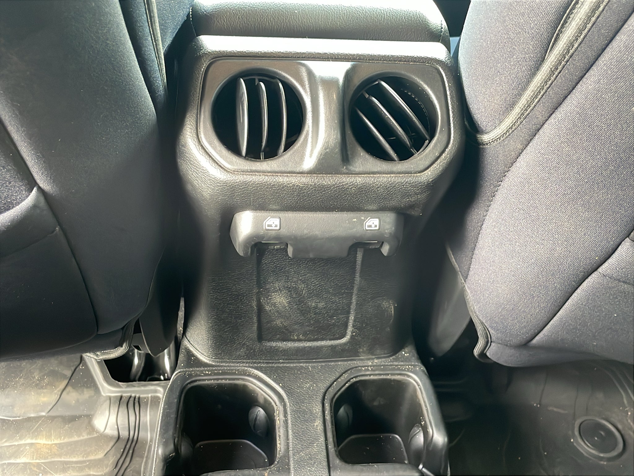 2025 Jeep Wrangler 4-Door Summit 4x4