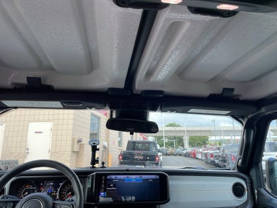 2025 Jeep Wrangler 4-Door Summit 4x4