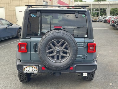 2025 Jeep Wrangler 4-Door Summit 4x4