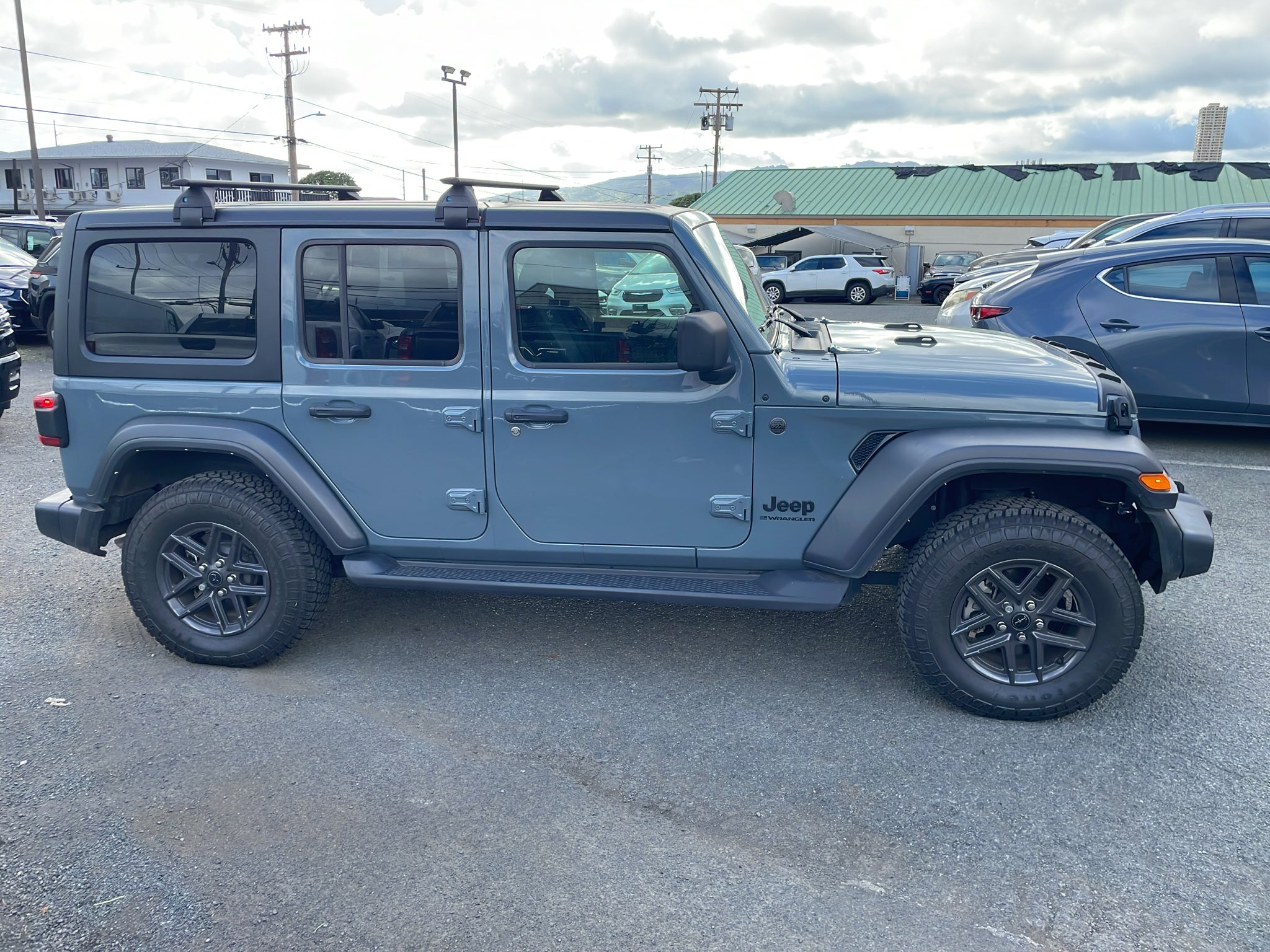 2025 Jeep Wrangler 4-Door Summit 4x4