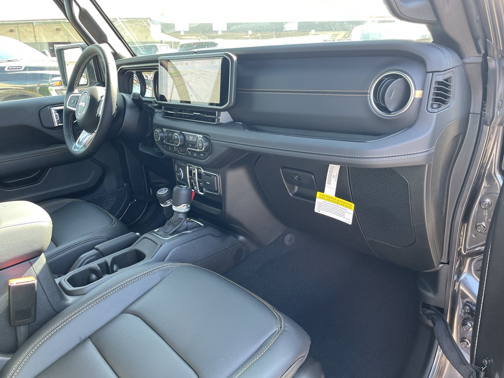 2025 Jeep Wrangler WRANGLER 4-DOOR SAHARA