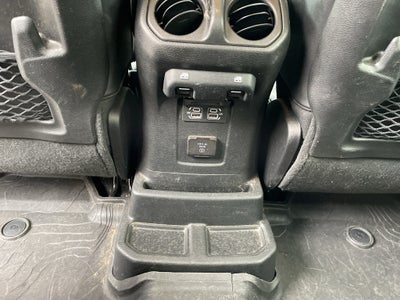 2024 Jeep Wrangler 4-Door Sahara 4x4