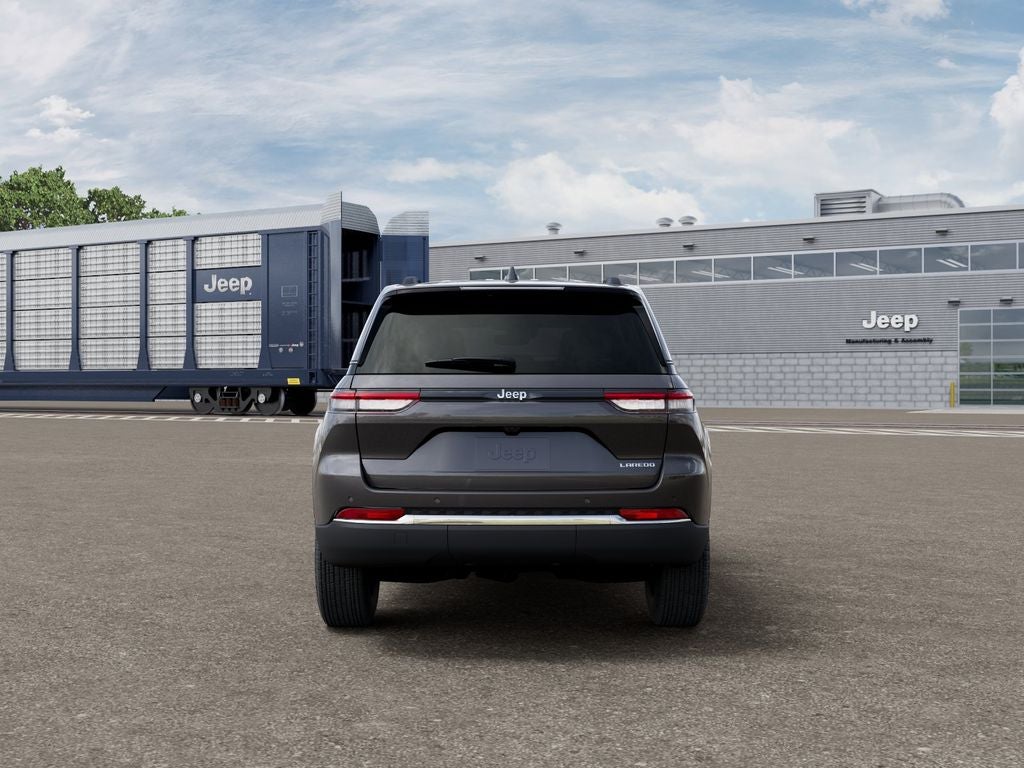 2026 Jeep Grand Cherokee GRAND CHEROKEE LAREDO 4X2