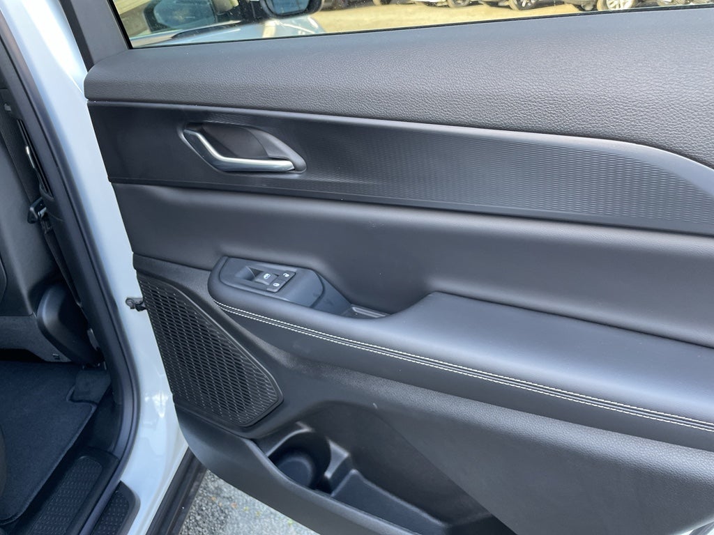 2025 Jeep Grand Cherokee GRAND CHEROKEE L LAREDO X 4X2