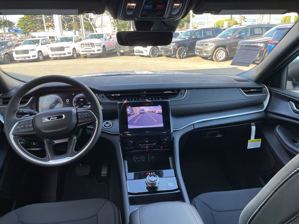 2025 Jeep Grand Cherokee GRAND CHEROKEE L LAREDO X 4X2