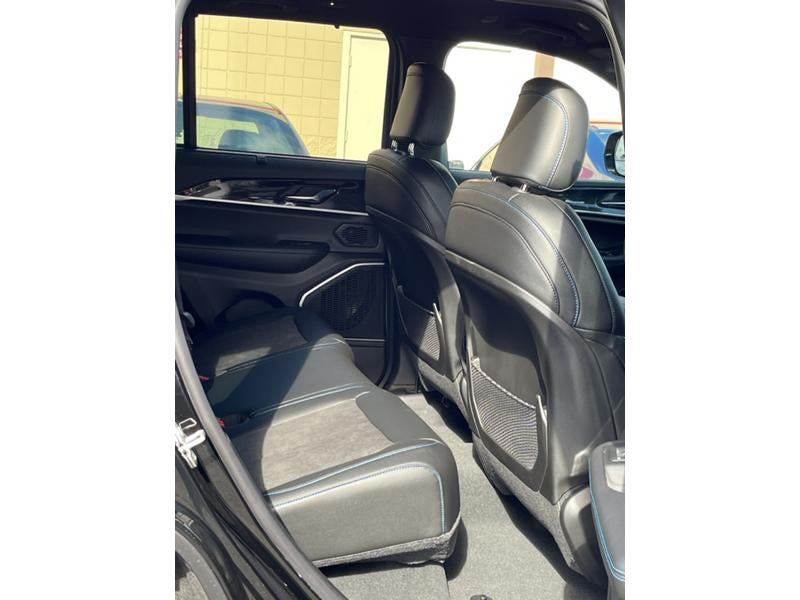 2025 Jeep Grand Cherokee 4xe Trailhawk