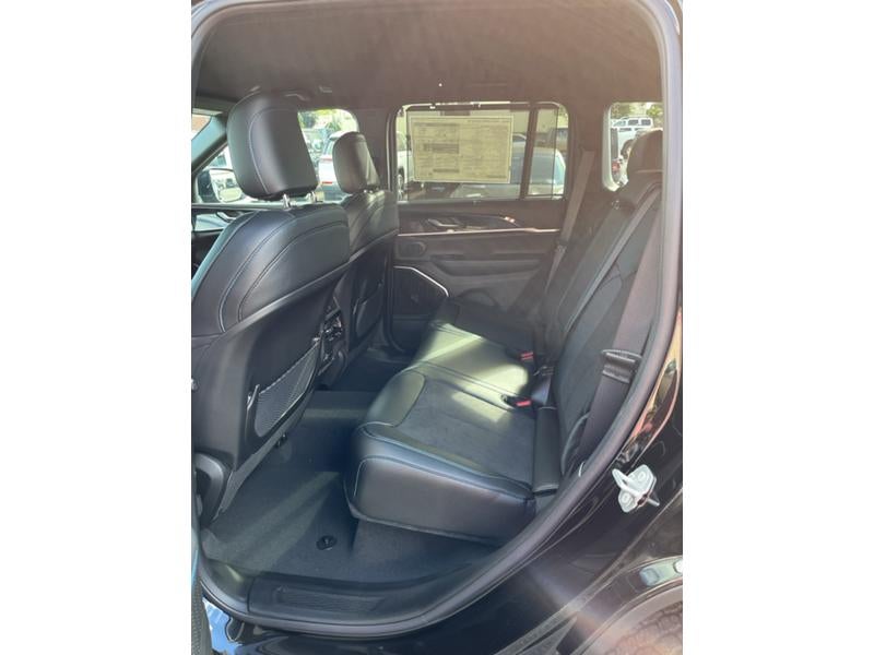 2025 Jeep Grand Cherokee 4xe Trailhawk