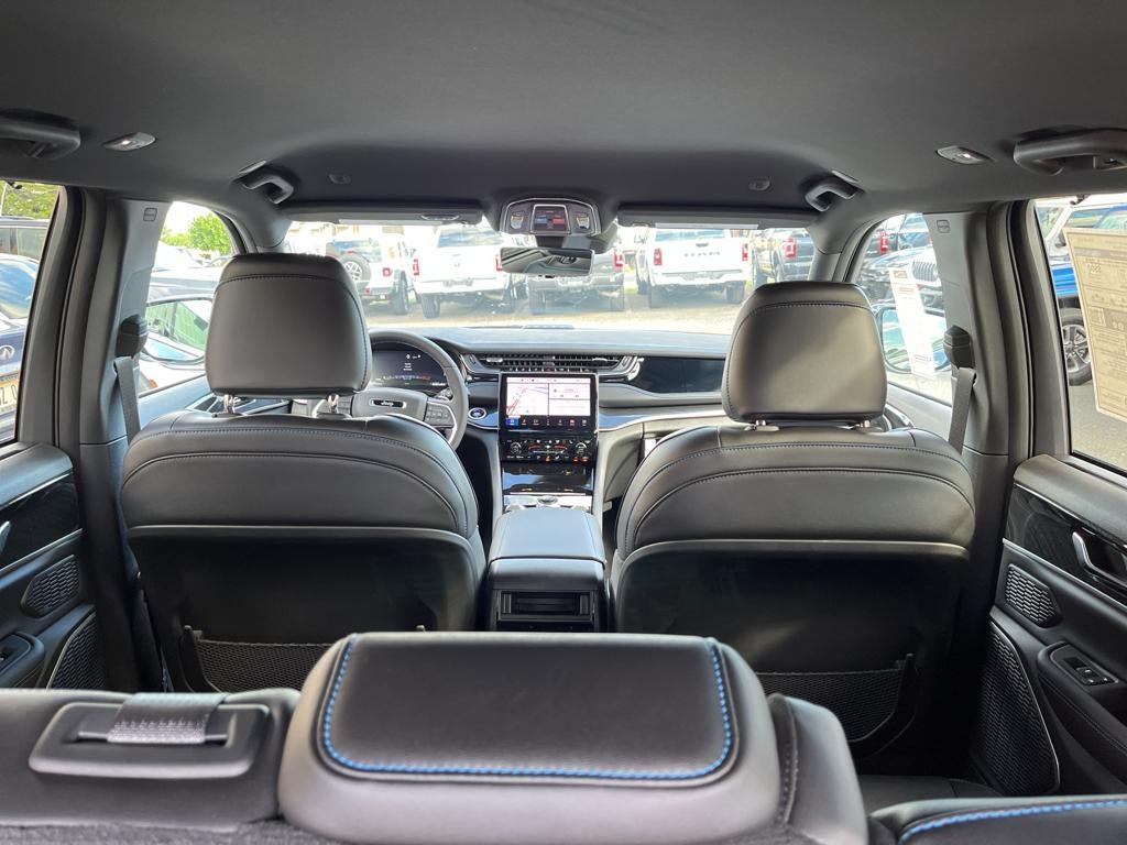 2025 Jeep Grand Cherokee 4xe Trailhawk