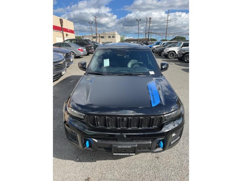 2025 Jeep Grand Cherokee 4xe Trailhawk