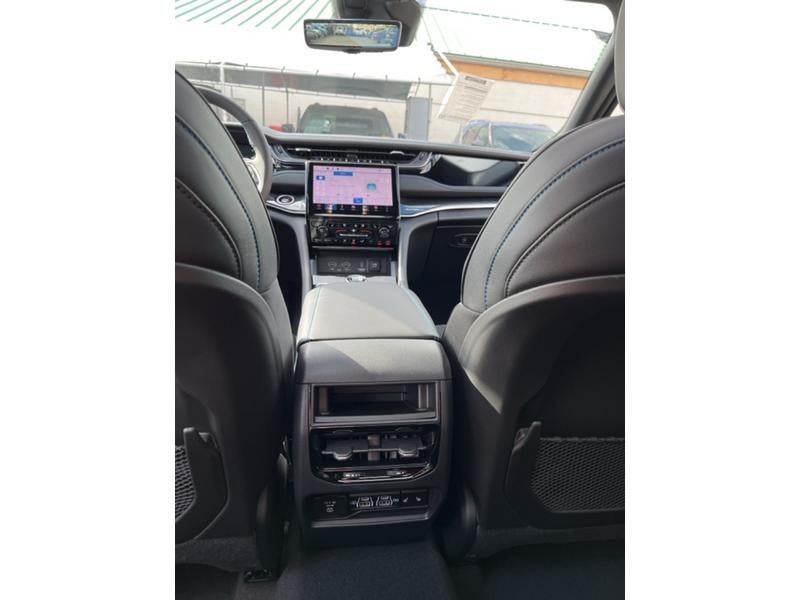 2025 Jeep Grand Cherokee 4xe Trailhawk