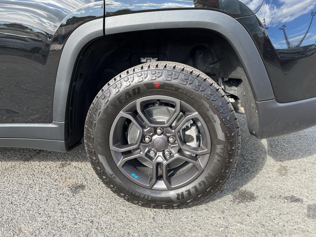 2025 Jeep Grand Cherokee 4xe Trailhawk