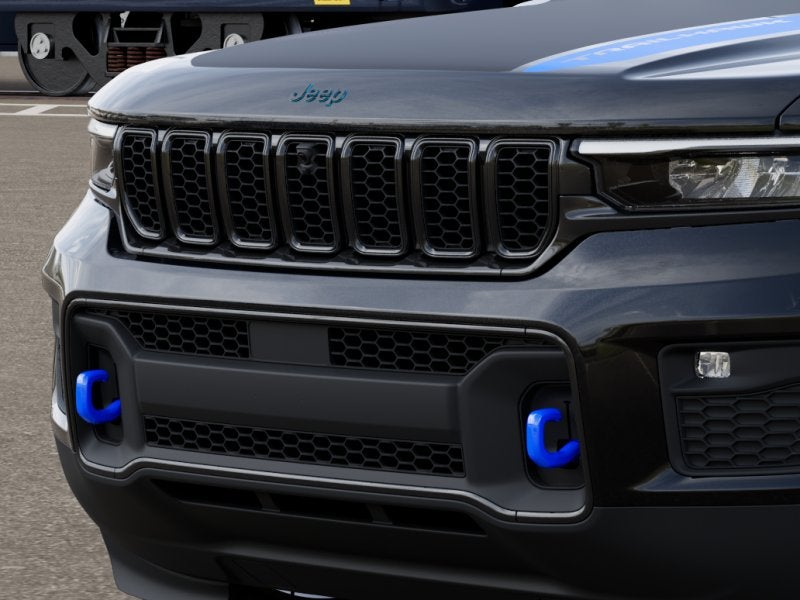 2025 Jeep Grand Cherokee 4xe Trailhawk