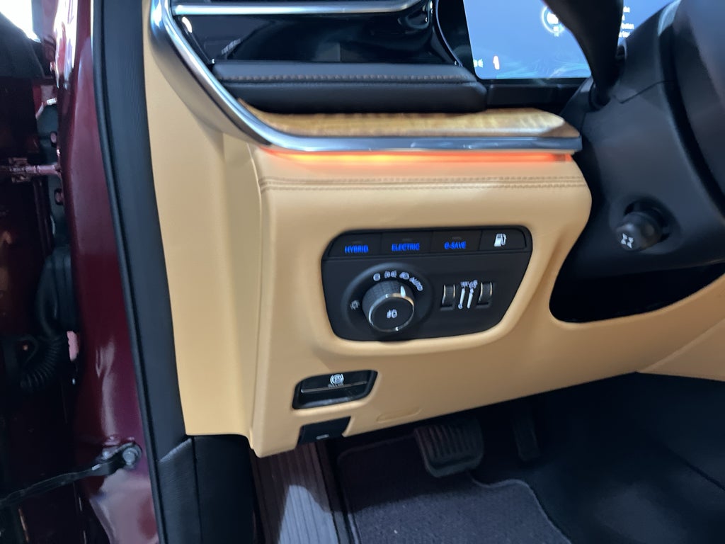 2025 Jeep Grand Cherokee 4xe GRAND CHEROKEE SUMMIT RESERVE 4xe