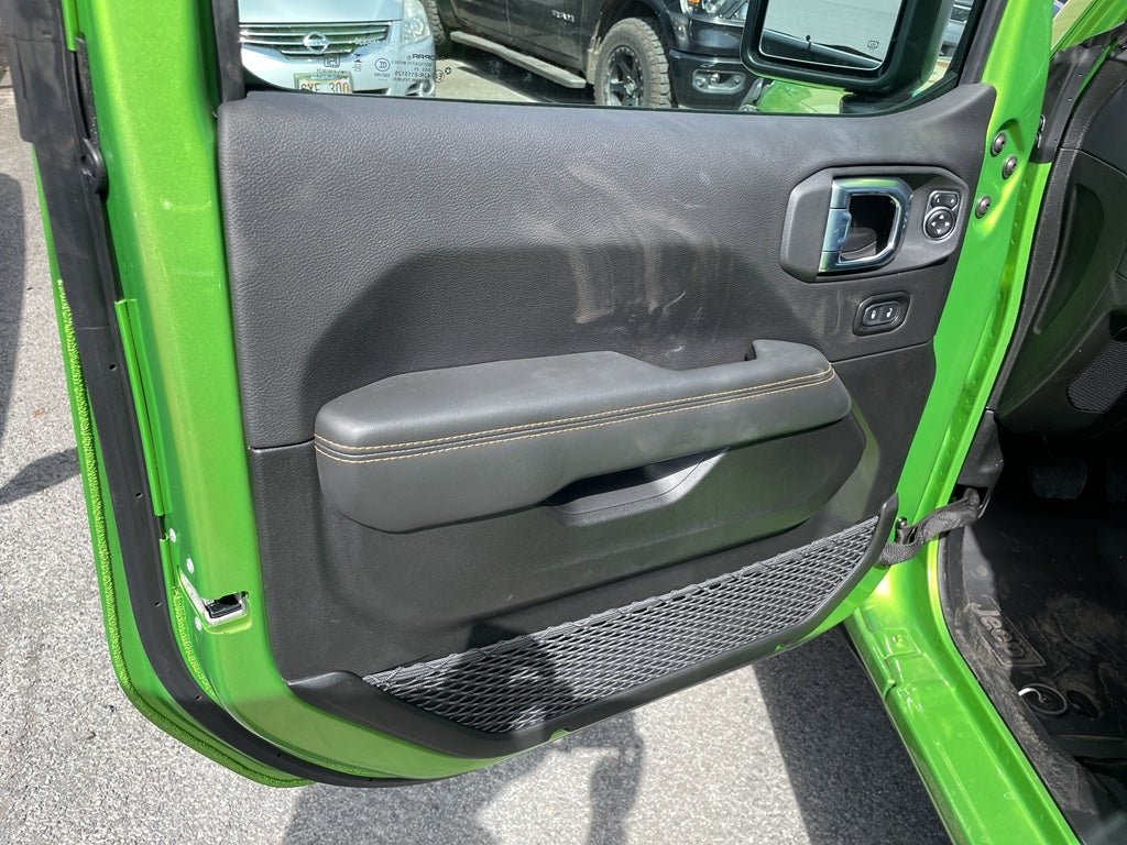 2026 Jeep Gladiator GLADIATOR SAHARA 4X4