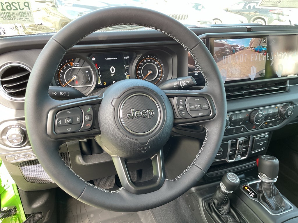 2026 Jeep Gladiator GLADIATOR SAHARA 4X4