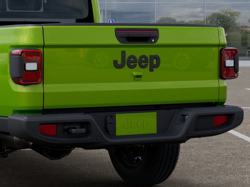 2026 Jeep Gladiator GLADIATOR SAHARA 4X4