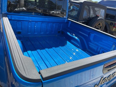 2026 Jeep Gladiator GLADIATOR SAHARA 4X4