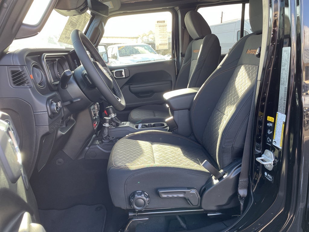 2026 Jeep Gladiator GLADIATOR MOJAVE 4X4