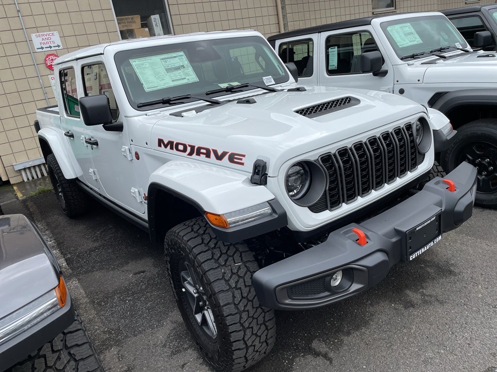 2026 Jeep Gladiator GLADIATOR MOJAVE 4X4