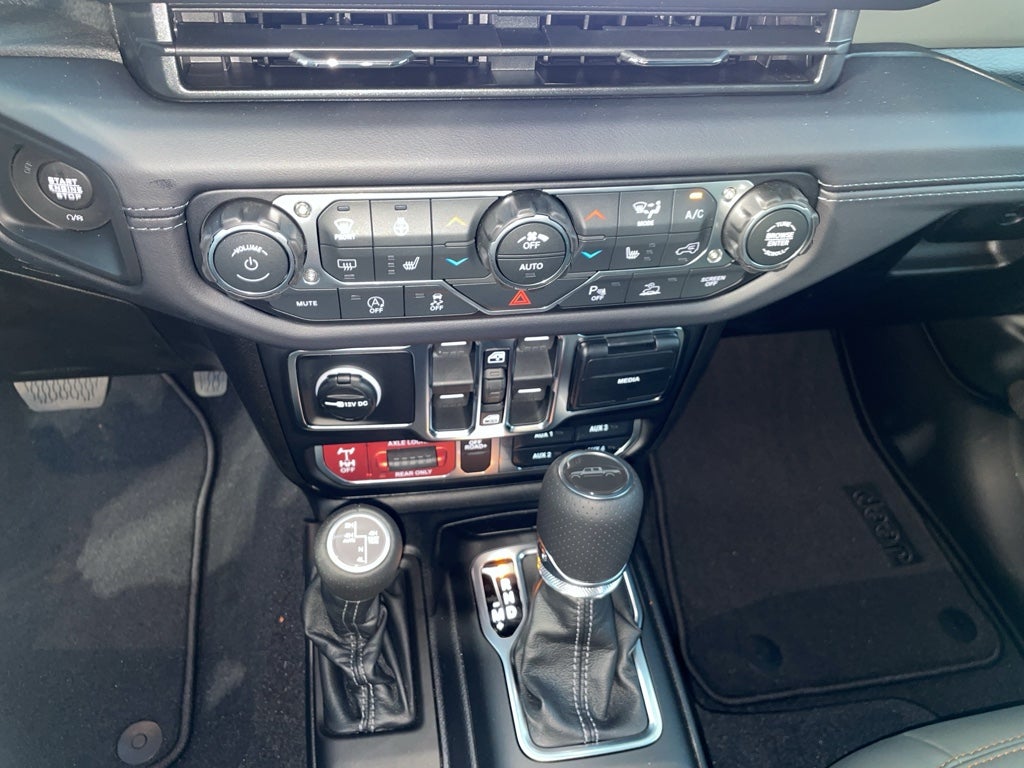 2026 Jeep Gladiator GLADIATOR MOJAVE X 4X4