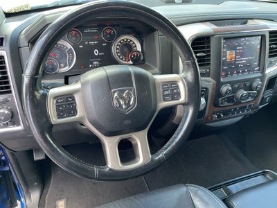 2018 RAM 1500 Laramie Crew Cab 4x2 5'7' Box