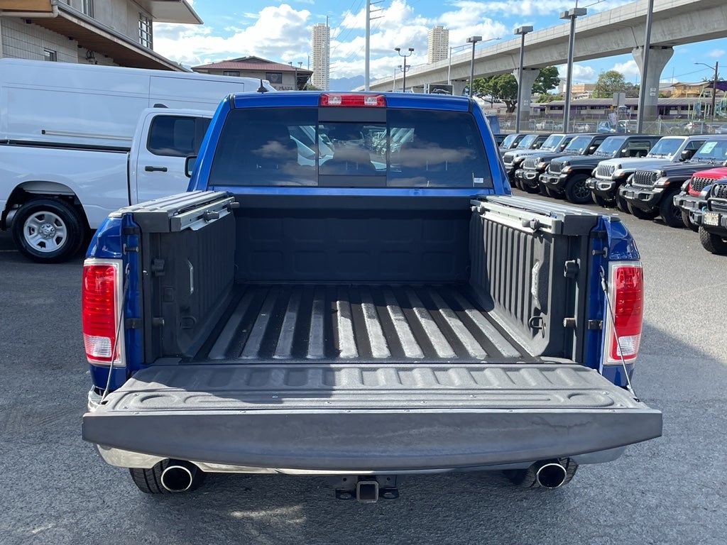 2018 RAM 1500 Laramie Crew Cab 4x2 5'7' Box
