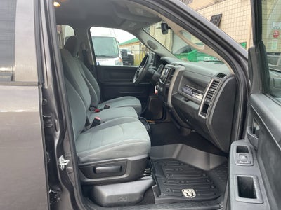 2020 RAM 1500 Classic Express Crew Cab 4x4 5'7' Box