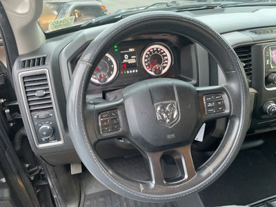 2020 RAM 1500 Classic Express Crew Cab 4x4 5'7' Box