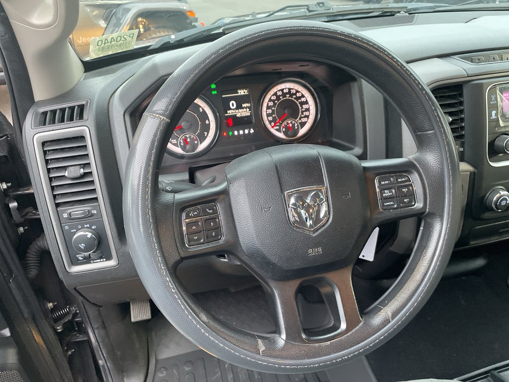 2020 RAM 1500 Classic Express Crew Cab 4x4 5'7' Box