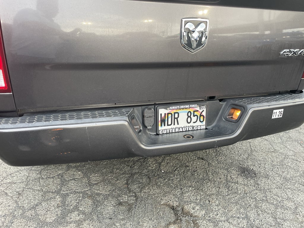 2020 RAM 1500 Classic Express Crew Cab 4x4 5'7' Box