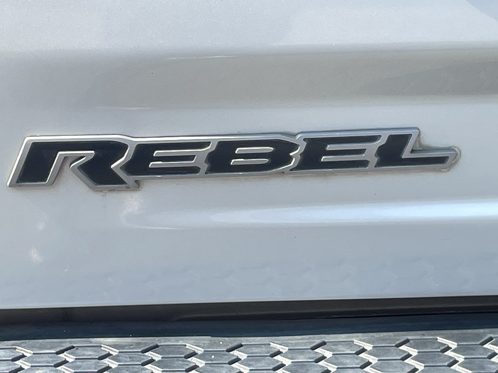 2017 RAM 1500 Rebel Crew Cab 4x4 5'7' Box