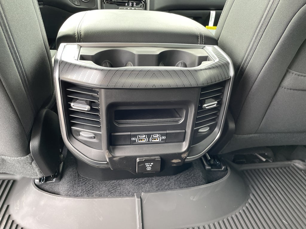 2026 RAM Ram 1500 RAM 1500 BIG HORN CREW CAB 4X2 5'7' BOX