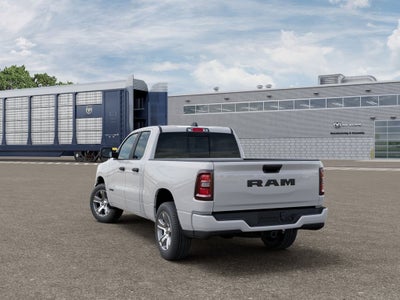 2026 RAM 1500 RAM 1500 EXPRESS QUAD CAB 4X2 6'4' BOX