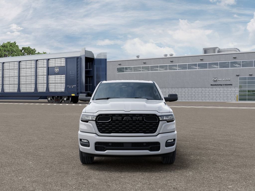 2026 RAM 1500 RAM 1500 EXPRESS QUAD CAB 4X2 6'4' BOX